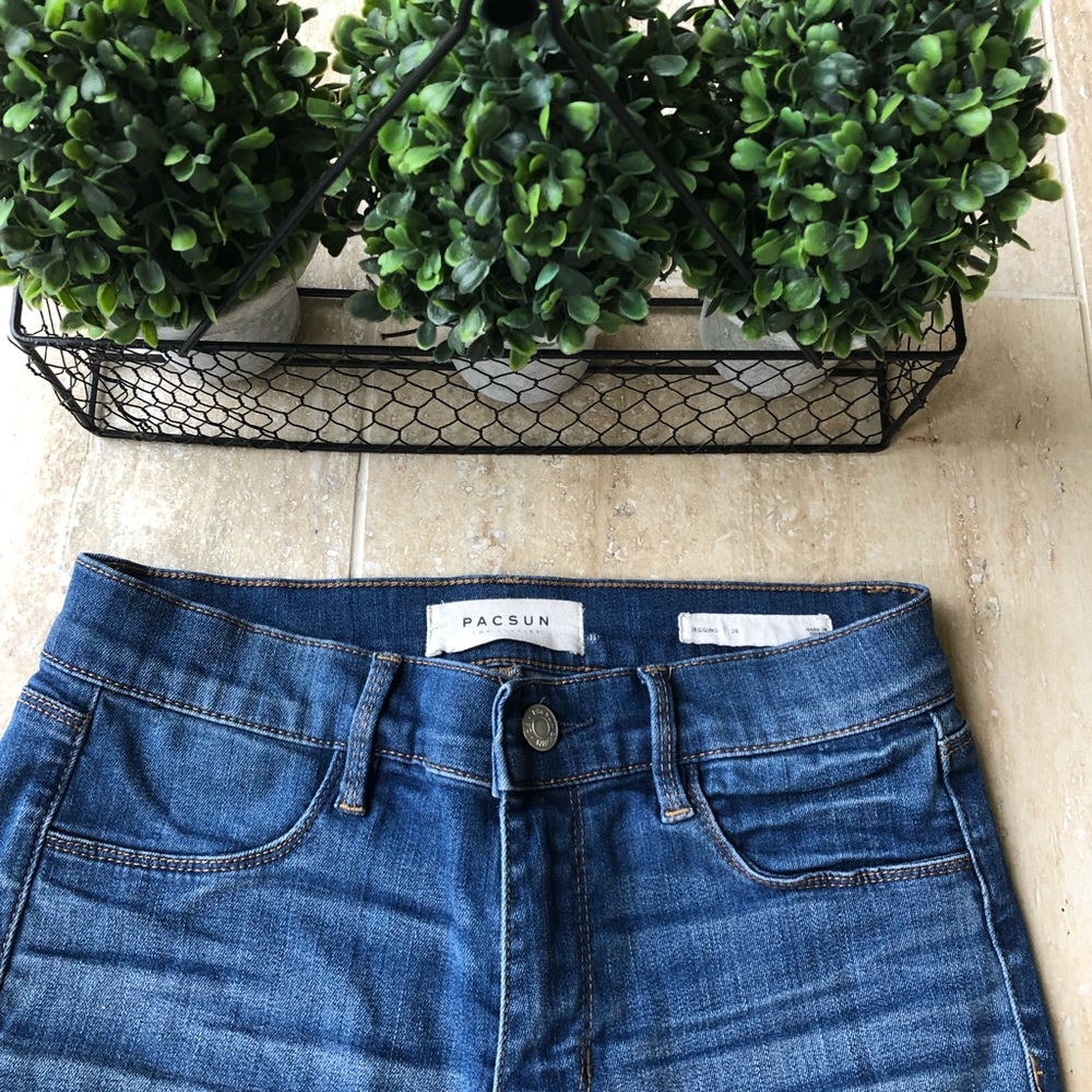 PacSun Ripped Jegging Jeans - Picture 2 of 5